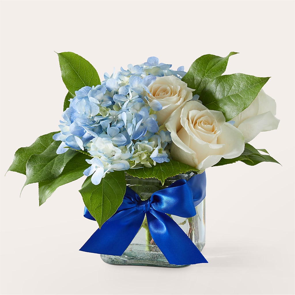 Sky Blue Delight Bouquet – Rambling Rose Florist, Dunedin FL