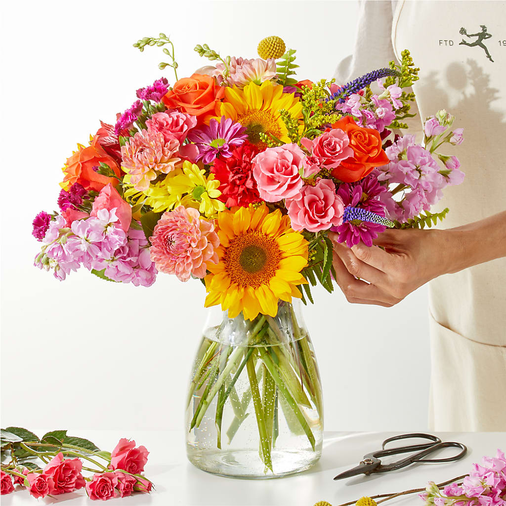 Cue the Confetti - A Florist Original – Rambling Rose Florist, Dunedin FL