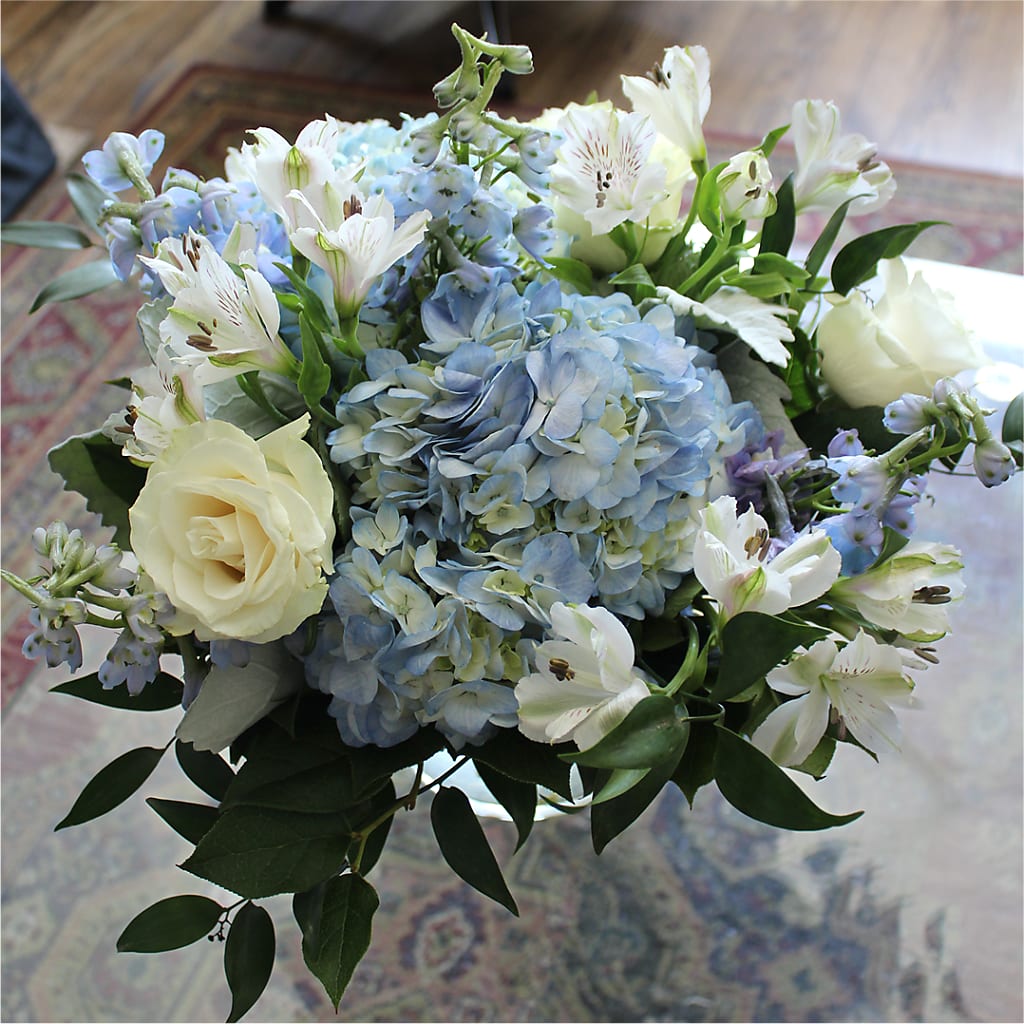 Clear Skies Bouquet – Rambling Rose Florist, Dunedin FL