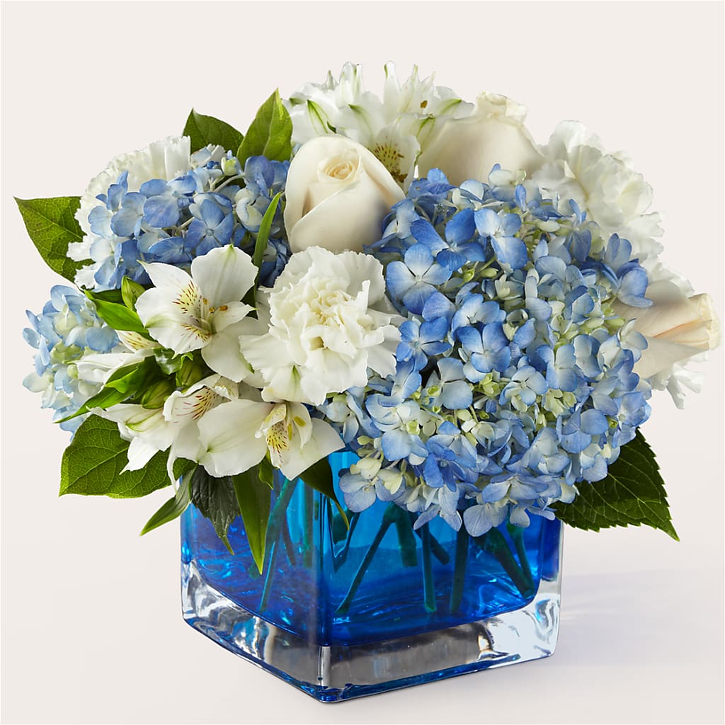 Soothing Waters Bouquet – Rambling Rose Florist, Dunedin FL