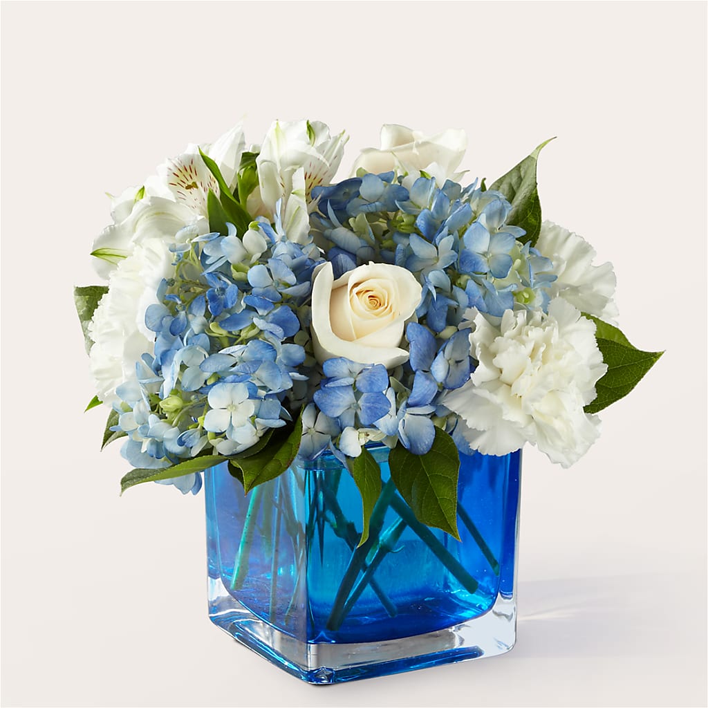 Soothing Waters Bouquet – Rambling Rose Florist, Dunedin FL