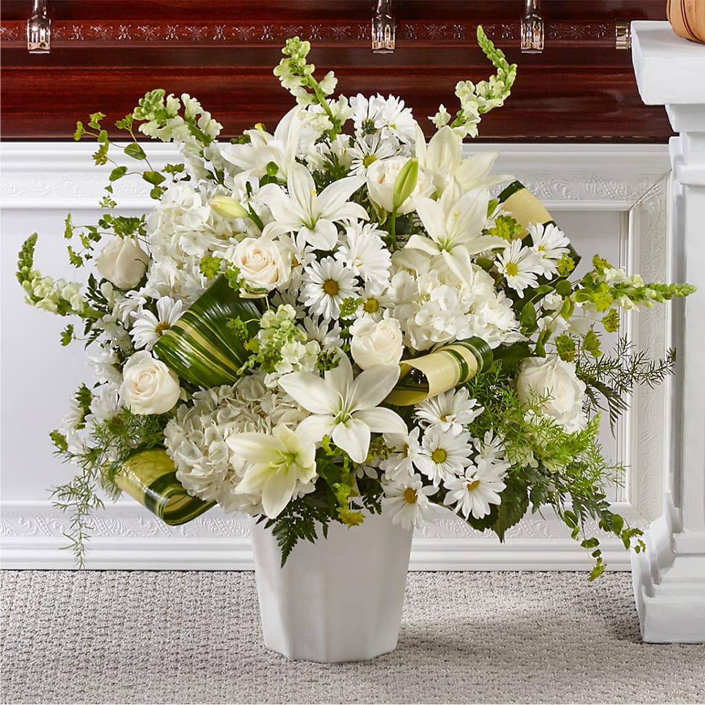 Thoughts of Tranquility Floor Basket – Rambling Rose Florist, Dunedin FL