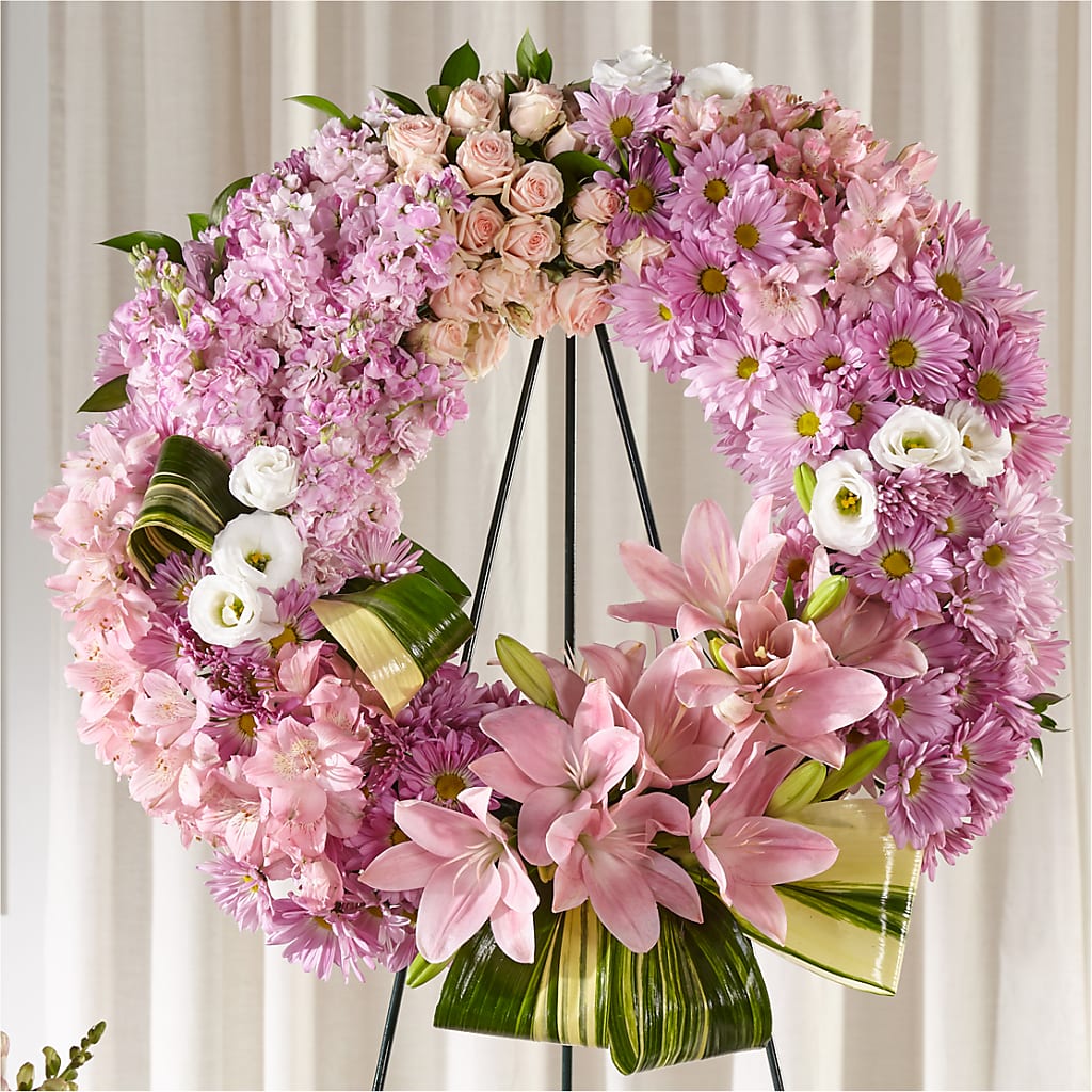 Gift of Warmth Wreath – Rambling Rose Florist, Dunedin FL