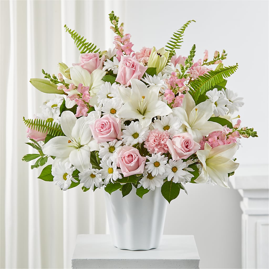 Soft Touch Tabletop Basket – Rambling Rose Florist, Dunedin FL