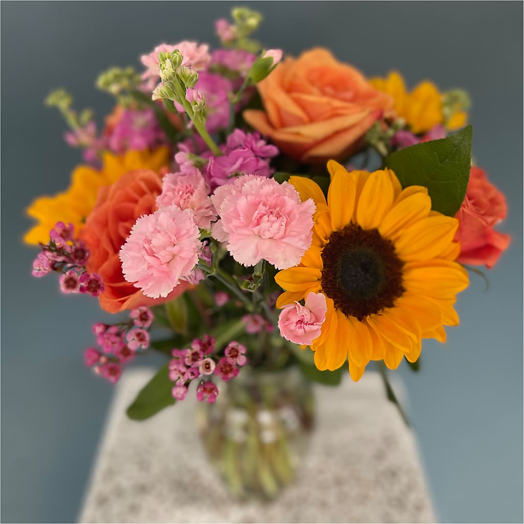 Yellow Brick Road Bouquet – Rambling Rose Florist, Dunedin FL