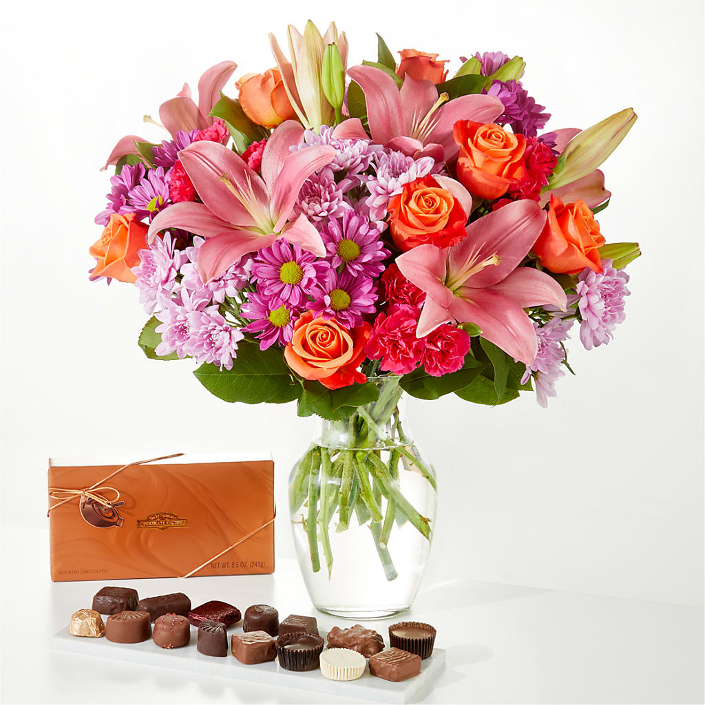 One and Only Bouquet and Chocolate Bundle – Rambling Rose Florist, Dunedin FL