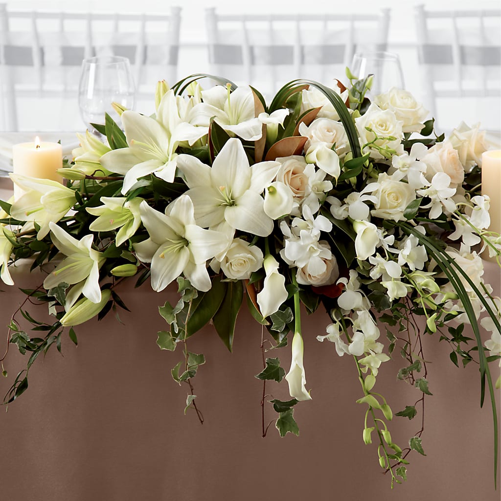 White Linen Arrangement – Rambling Rose Florist, Dunedin FL