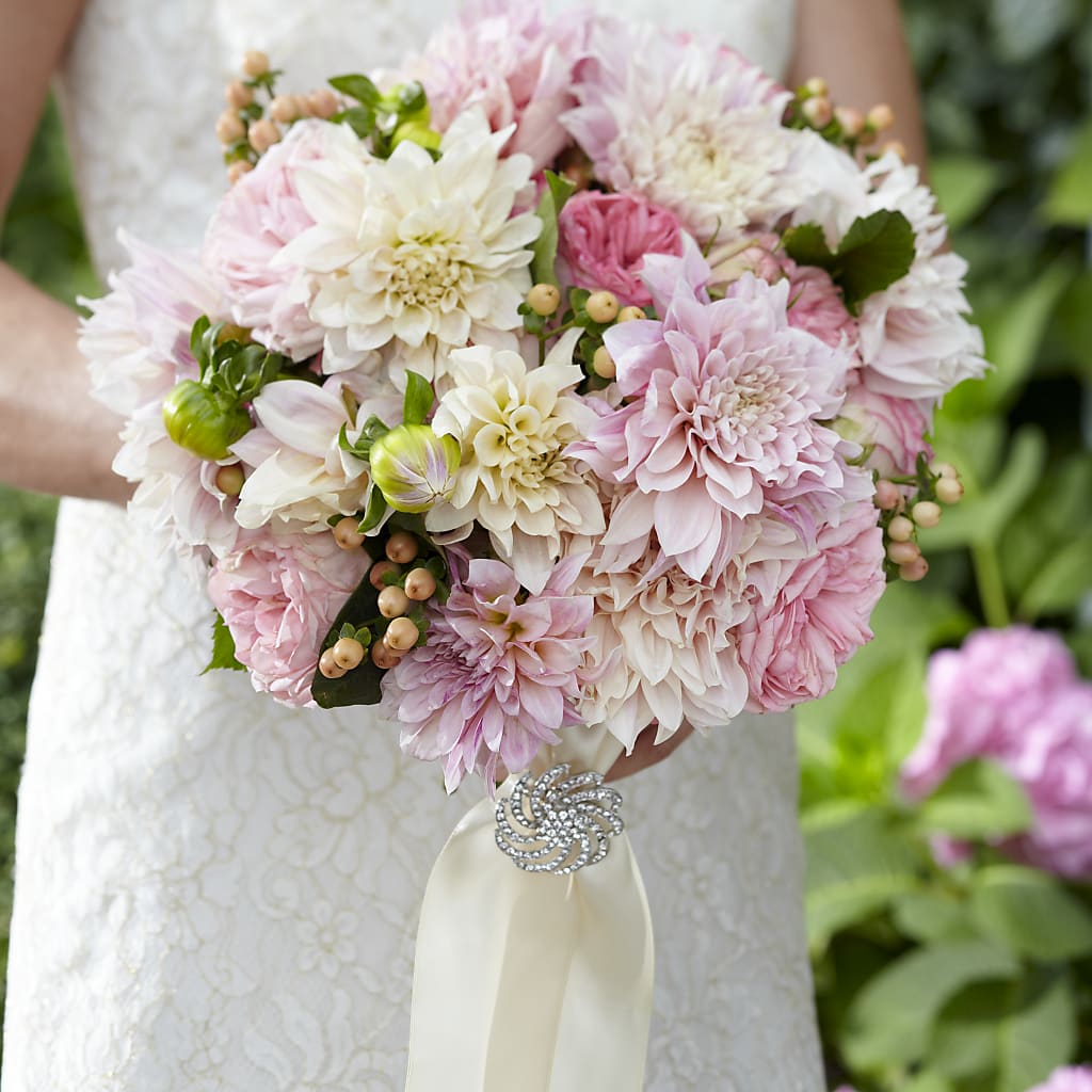 Heart's Promise Bouquet – Rambling Rose Florist, Dunedin FL