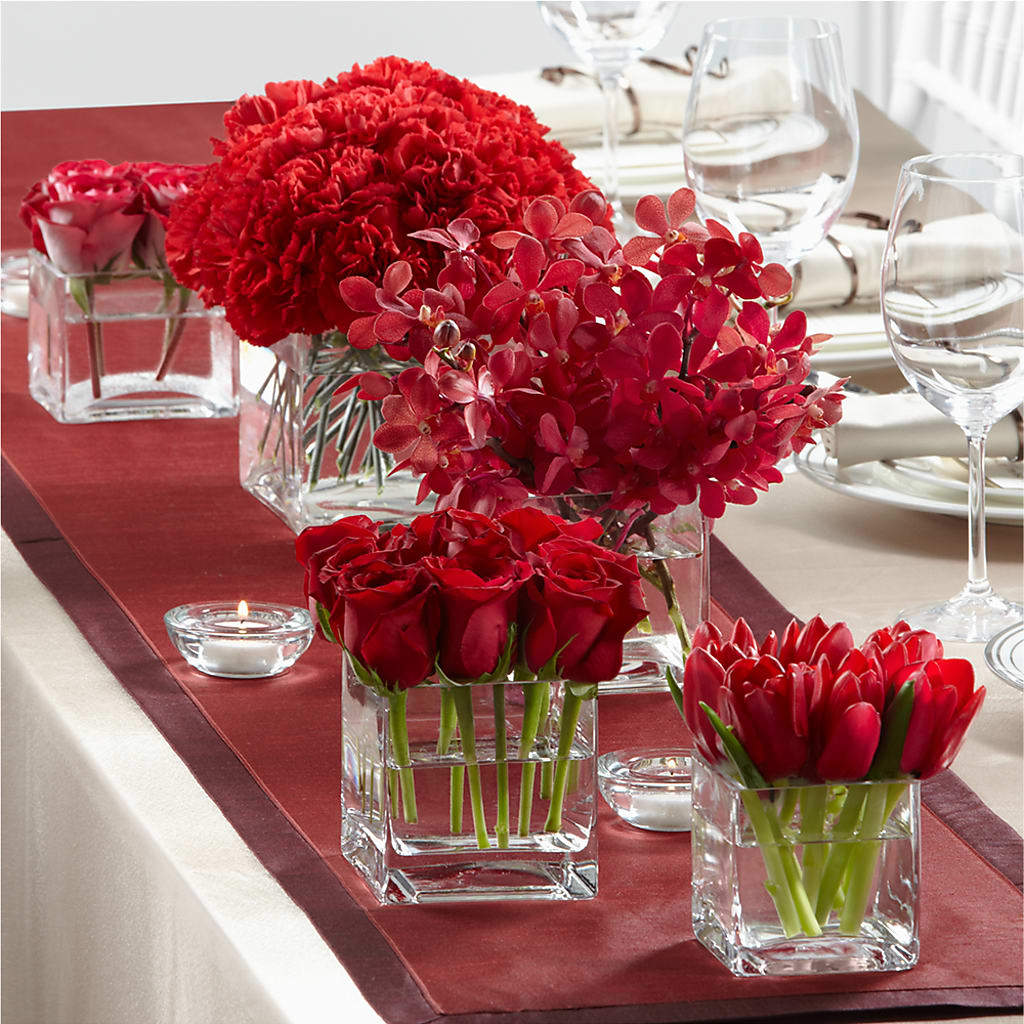 Modern Grace Centerpiece – Rambling Rose Florist, Dunedin FL