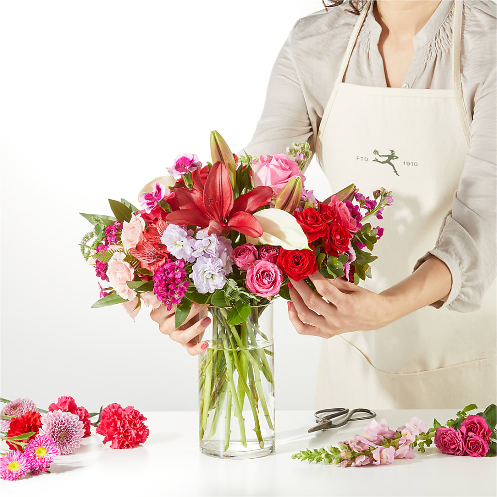 Swooning Over You - A Luxury Florist Original –  Rambling Rose Florist, Dunedin FL