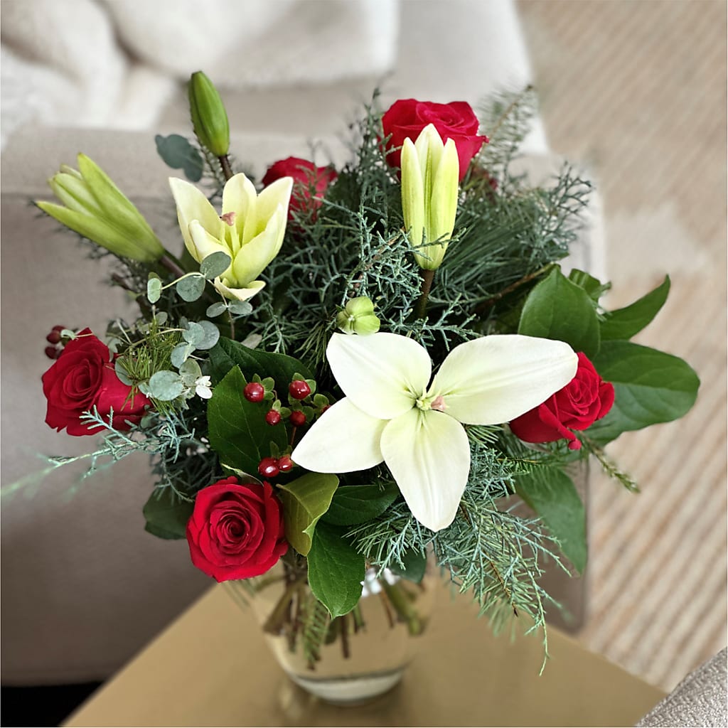 Glittering Lights Bouquet –  Rambling Rose Florist, Dunedin FL