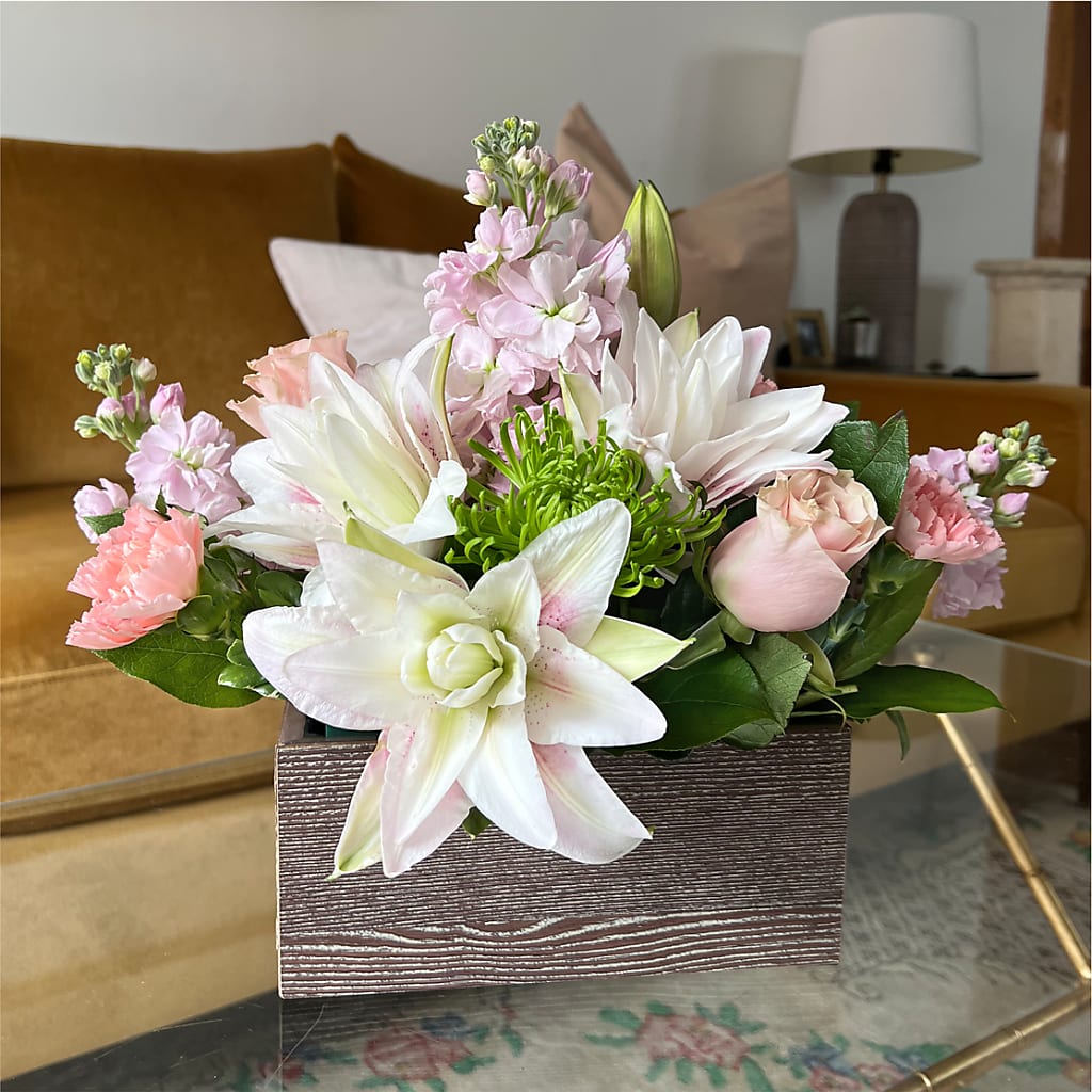 Beautiful Spirit Basket –  Rambling Rose Florist, Dunedin FL