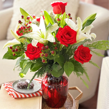 Evergreen Delight Bouquet –  Rambling Rose Florist, Dunedin FL