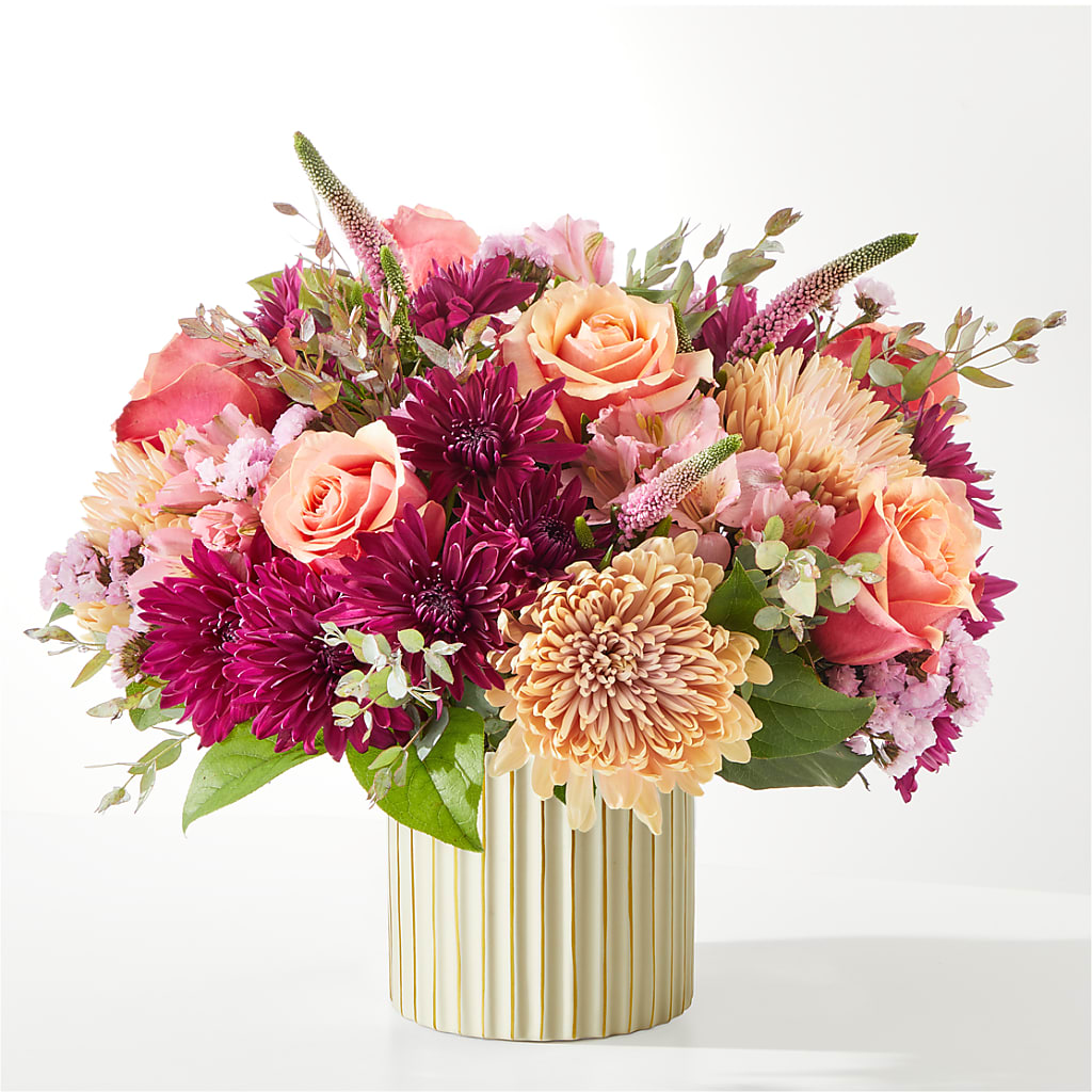 Berry Cobbler Bouquet with Ivory Vase –  Rambling Rose Florist, Dunedin FL
