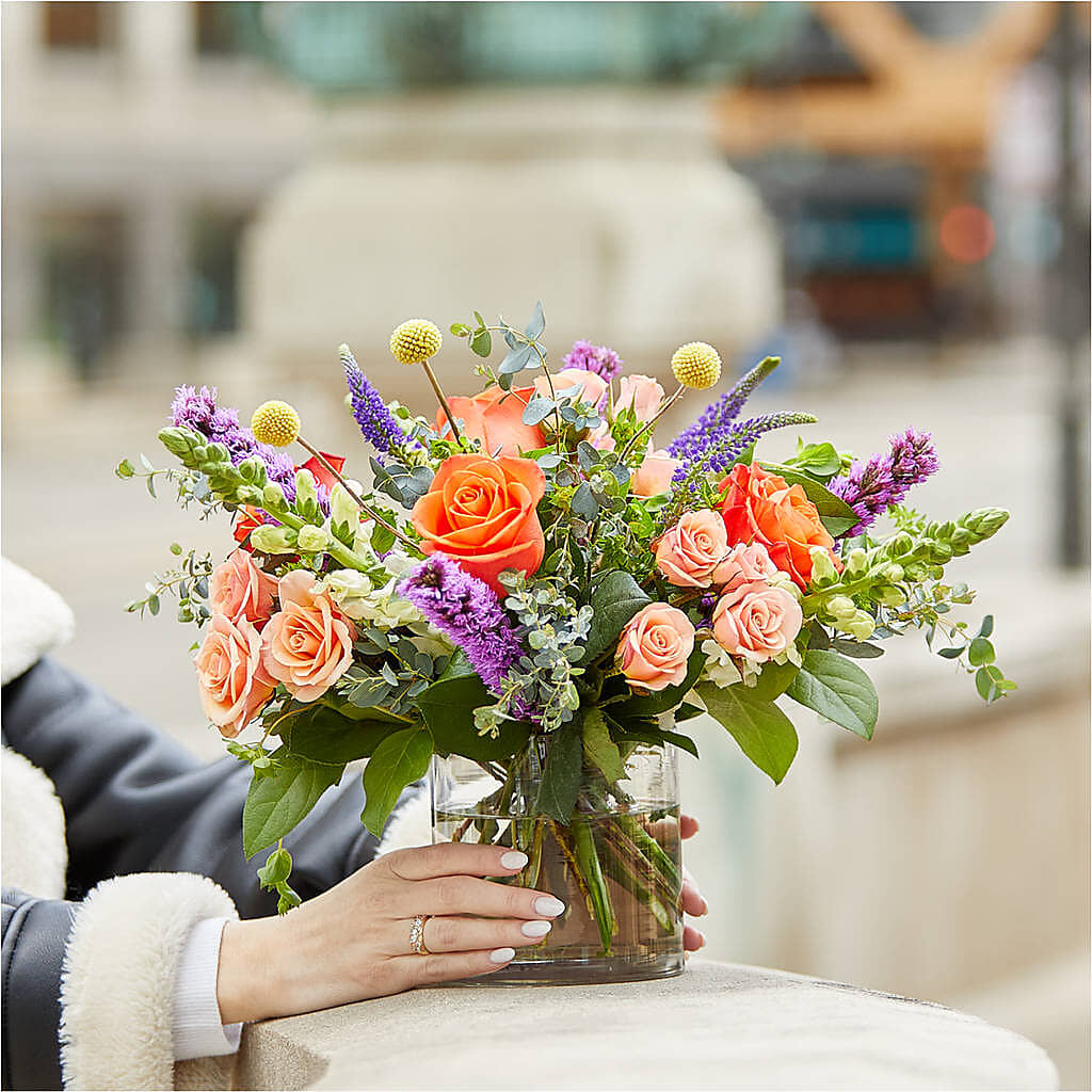 The Standout Bouquet –  Rambling Rose Florist, Dunedin FL