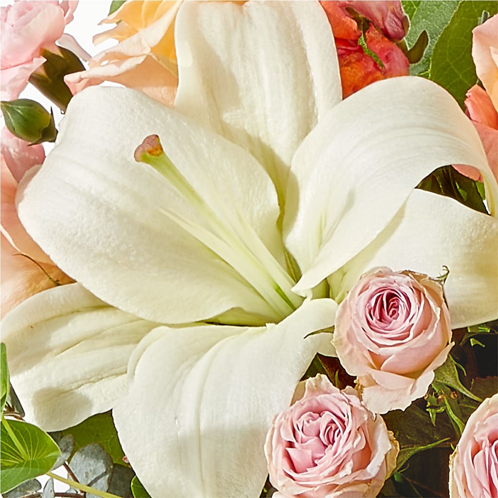 Grapefruit Splash Bouquet –  Rambling Rose Florist, Dunedin FL